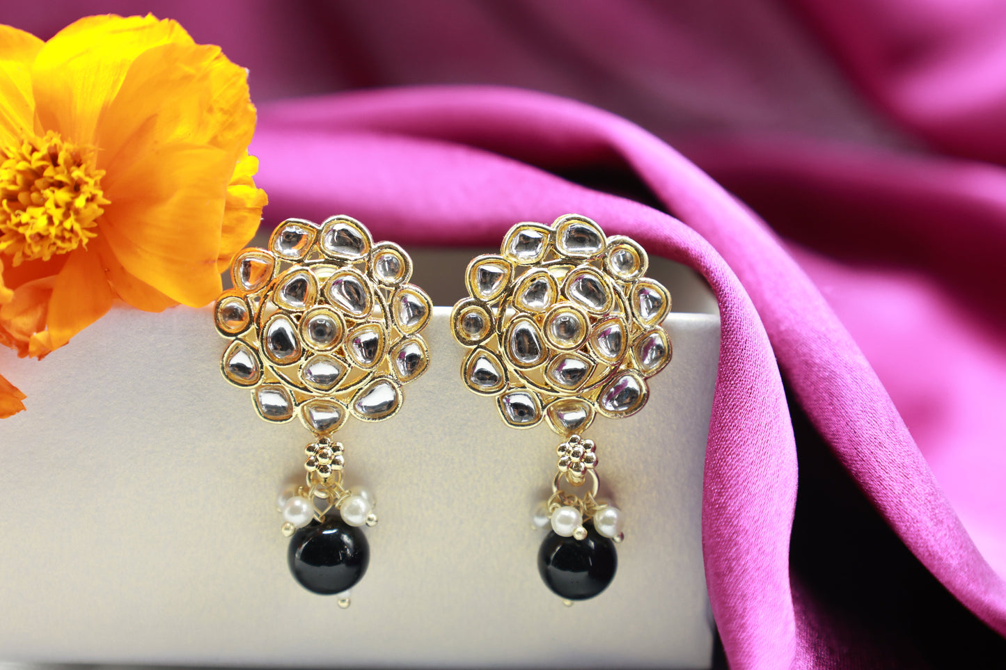 Gold Toned Kundan Studded Drop Earring