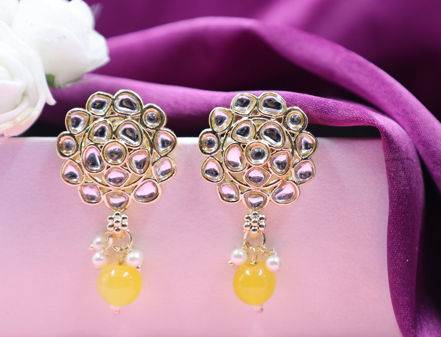 Gold Toned Kundan Studded Drop Earring