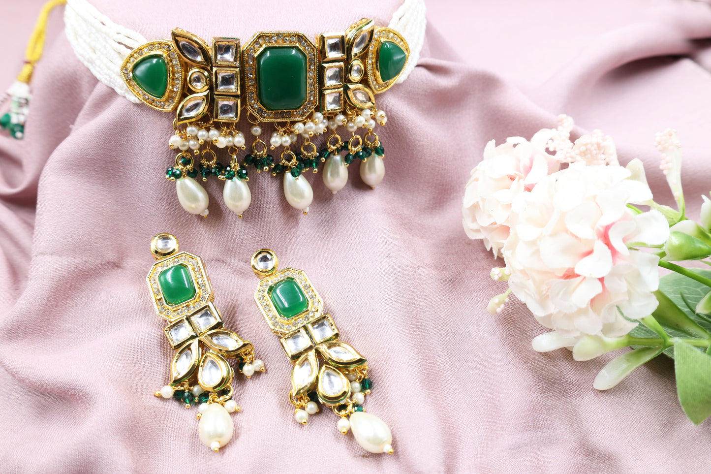 Gold-Plated Kundan Studded Jewellery Set