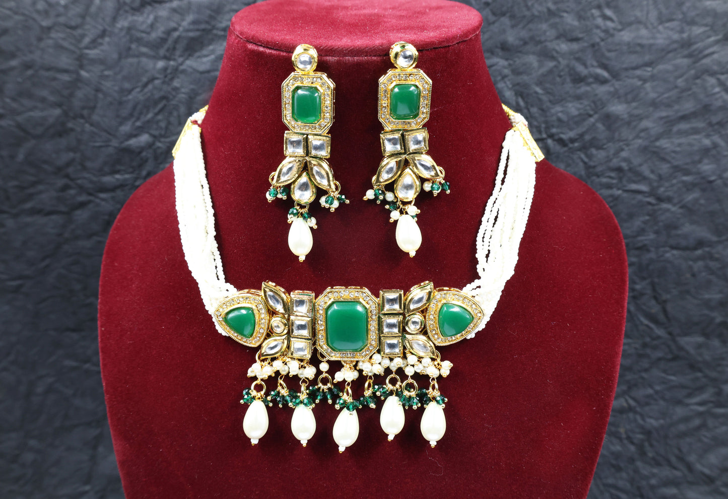 Gold-Plated Kundan Studded Jewellery Set