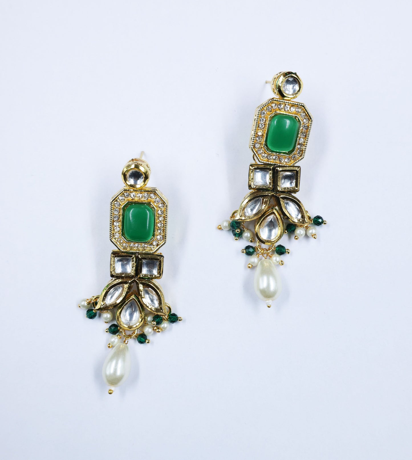 Gold-Plated Kundan Studded Jewellery Set