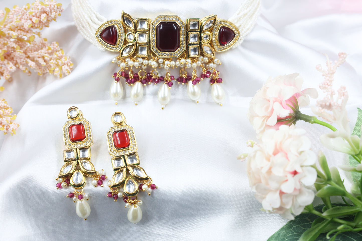 Gold-Plated Kundan Studded Jewellery Set